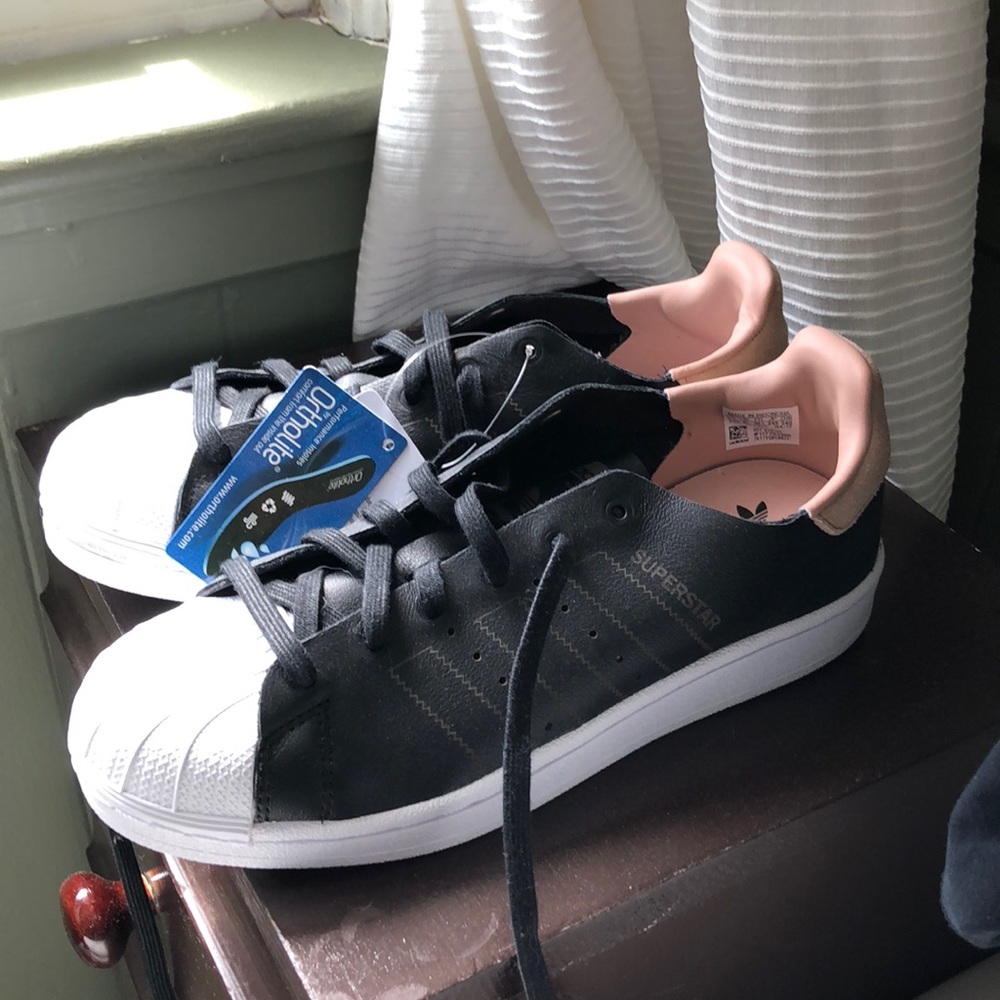 Never been worn Adidas superstar